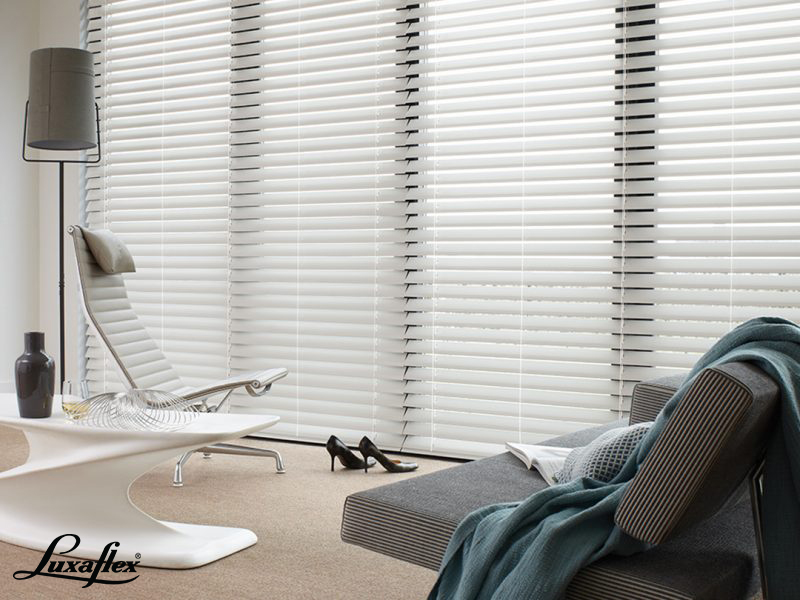 Social-Woodmates®-Venetian-Blinds